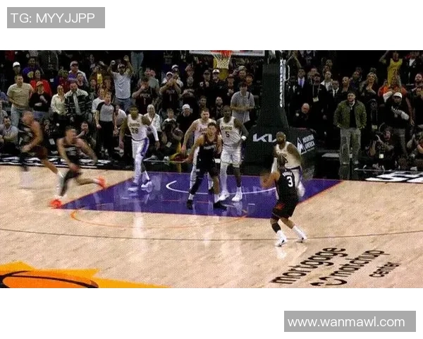 湖人队与德罗赞的对决揭示了NBA赛季新动态与球星表现的精彩瞬间